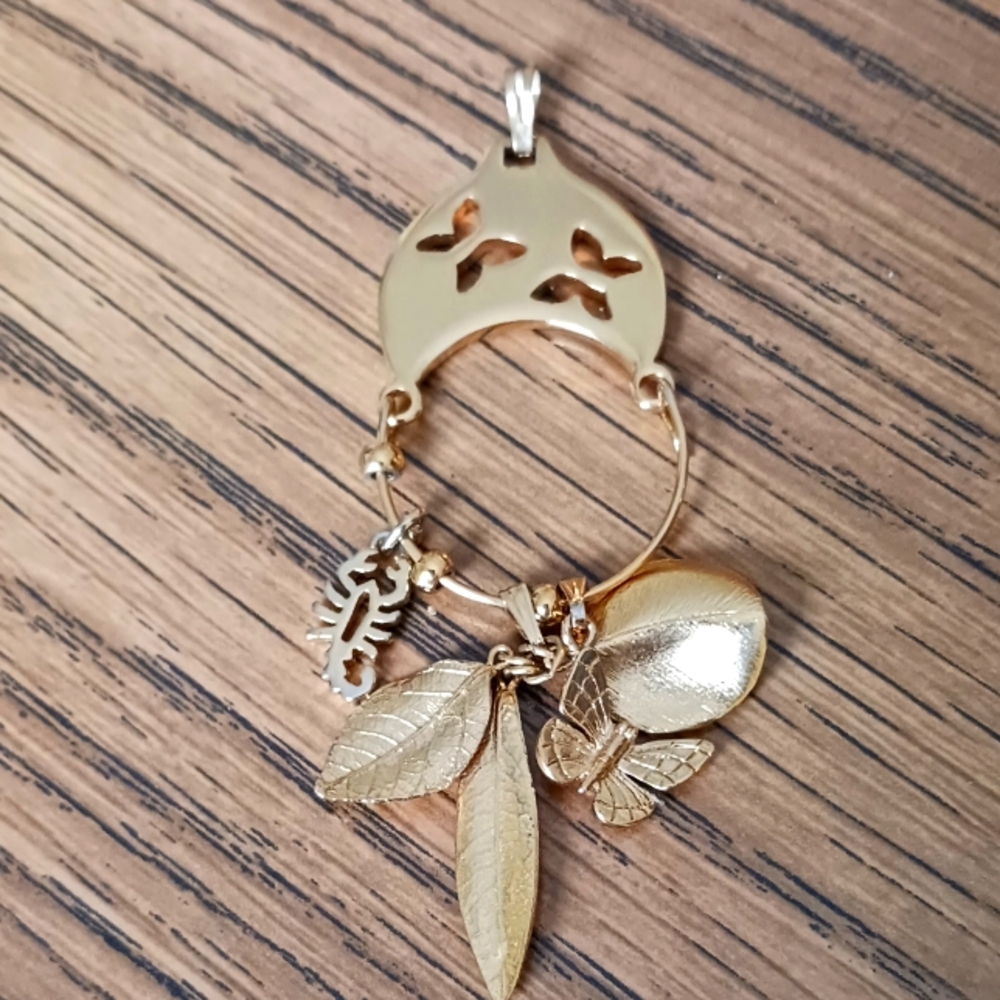 Monet Vintage Gold-tone Butterfly Charm Holder With Vintage Trifari Charms EUC